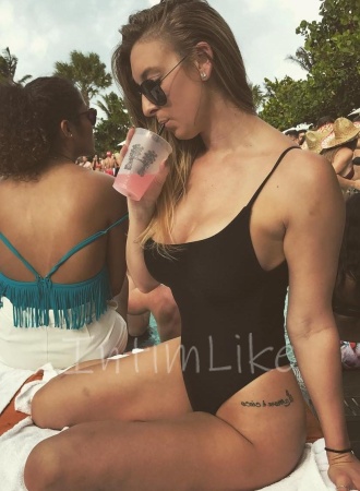 Стриптизерша Никуся №7060, 21 лет